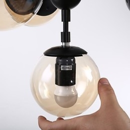 4つのライトポストモダンヨーロッパスタイルModoメタルガラスペンダントランプ玄関の装飾工業用シャンデリアランプ