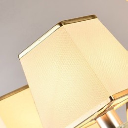 クリスタルメタルシャンデリアのモダンで現代的な電気メッキ機能