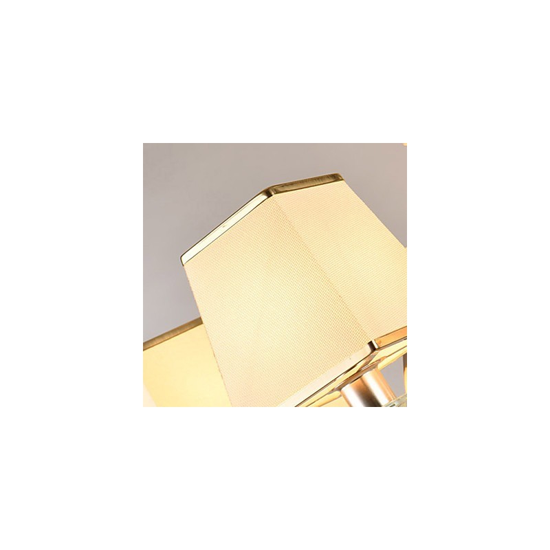 クリスタルメタルシャンデリアのモダンで現代的な電気メッキ機能