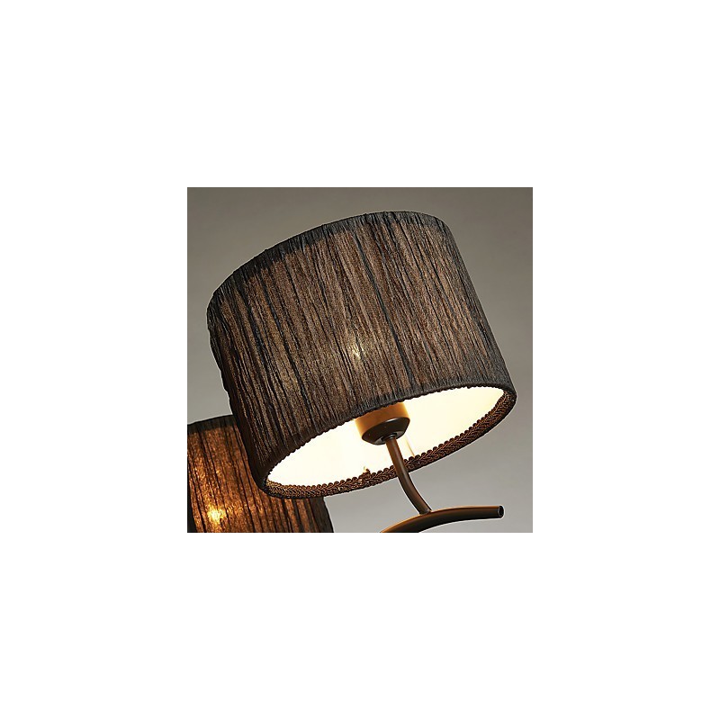 シンプルなファブリックドラムシェードを備えた3ライトの伝統的なクラシックシャンデリア