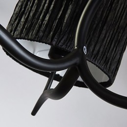 シンプルなファブリックドラムシェードを備えた3ライトの伝統的なクラシックシャンデリア