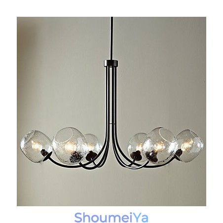 6 つのライトとガラスのバブルシェードを備えた伝統的なシャンデリア