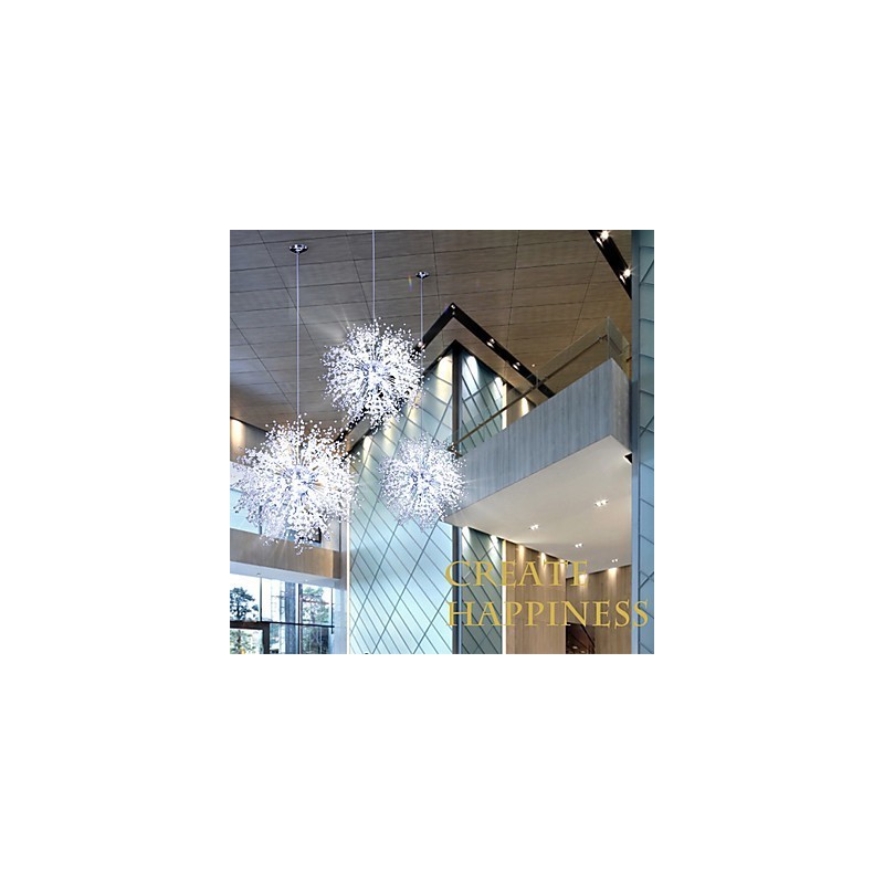 クリスタルグローブを模したシャンデリアペンダントライト