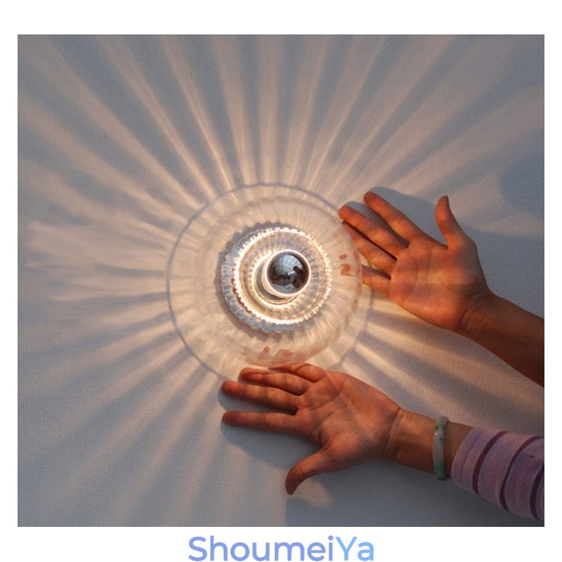 影のない電球の壁取り付け用燭台、モダンで現代的な天井照明