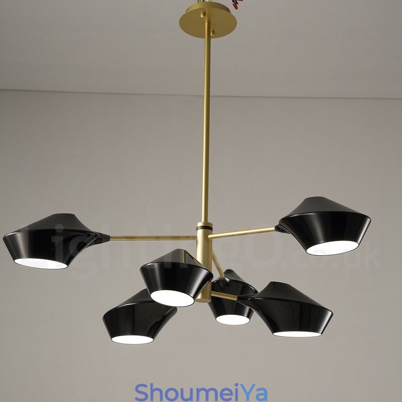 モダンで現代的なパイプシャンデリア、ホワイトブラックのアクリルシェード付き