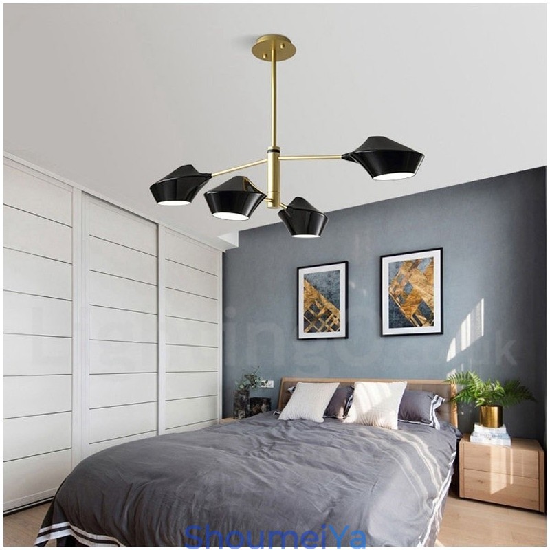 モダンで現代的なパイプシャンデリア、ホワイトブラックのアクリルシェード付き