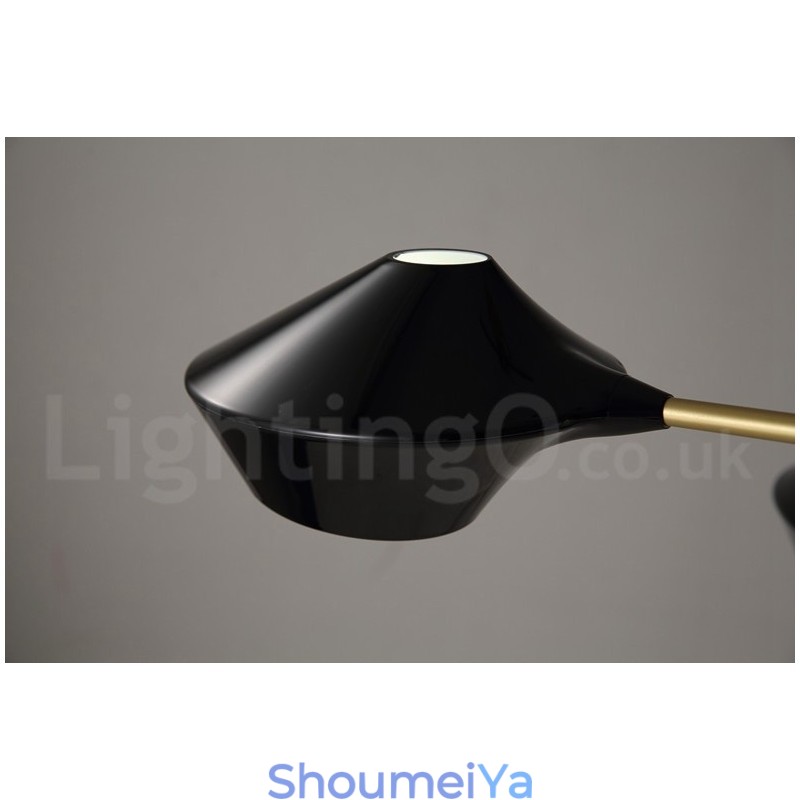 モダンで現代的なパイプシャンデリア、ホワイトブラックのアクリルシェード付き