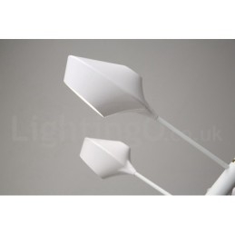 モダンで現代的なパイプシャンデリア、ホワイトブラックのアクリルシェード付き