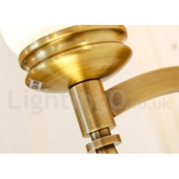 純真鍮の贅沢で素朴なレトロヴィンテージ真鍮ストーンペンダントキャンドルシャンデリア、ガラスシェード付き