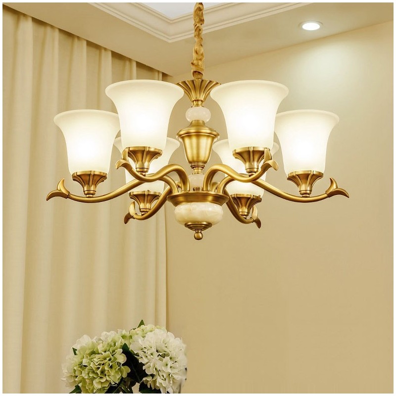 純真鍮の贅沢で素朴なレトロヴィンテージ真鍮ストーンペンダントキャンドルシャンデリア、ガラスシェード付き