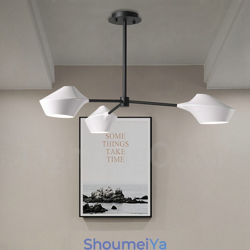 リニアレトロシャンデリア 3 ライト アクリルシェード付き 屋外ガレージ