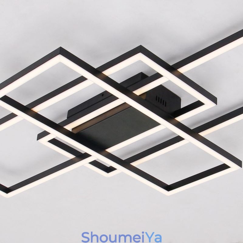 モダンな天井ライト 幾何学的な正方形の天井ランプ