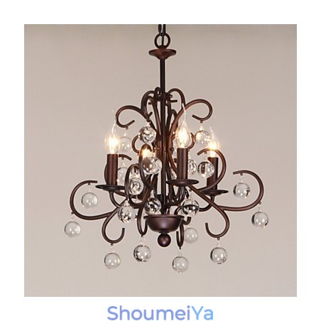 伝統的なクラシックな絵画の金属シャンデリア