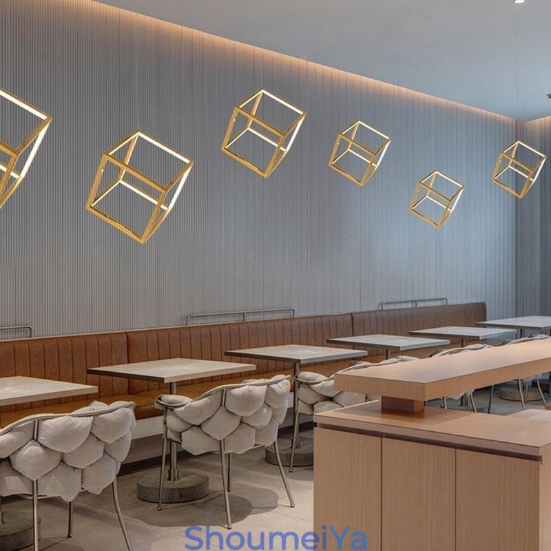 ポストモダンペンダントライト 幾何学的なゴールドの吊り下げライト