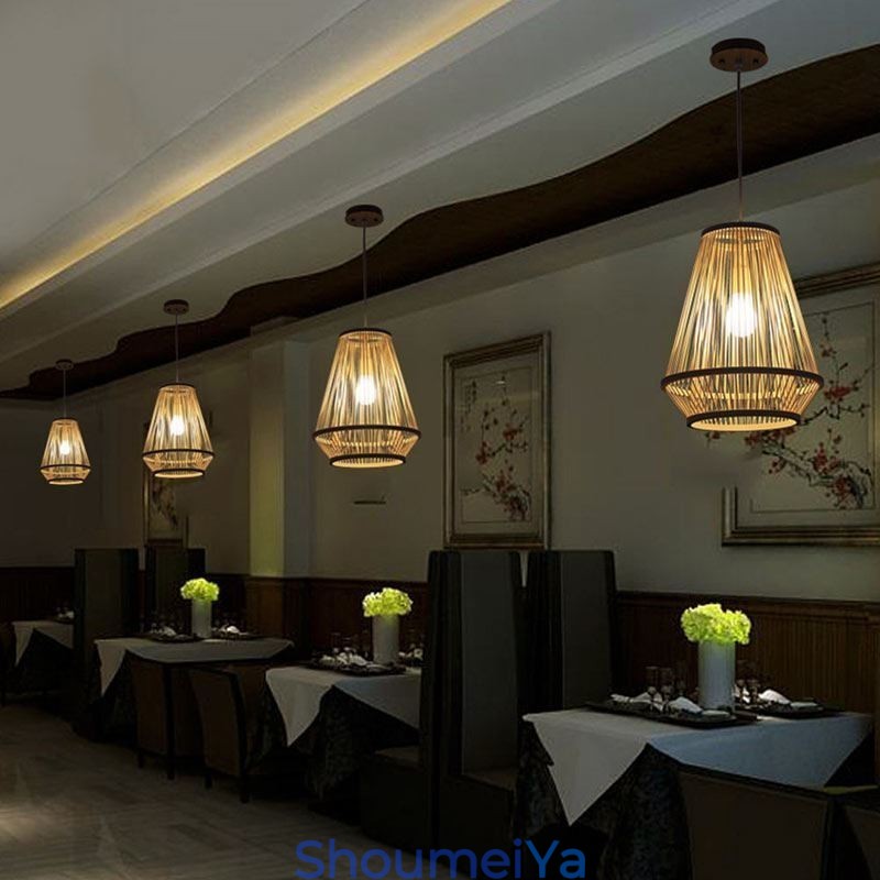 竹編みのベッドサイドペンダントライト