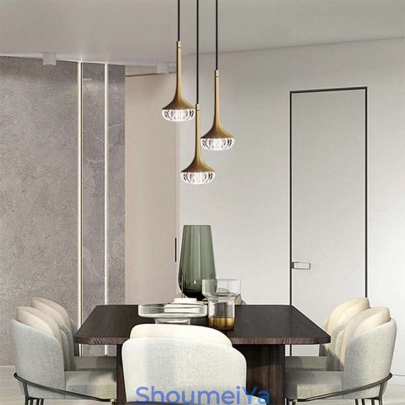 モダンなガラスペンダントライト 錬鉄ガラス天井ライト