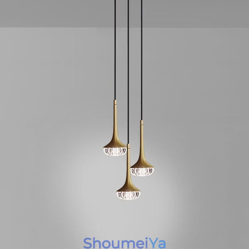 モダンなガラスペンダントライト 錬鉄ガラス天井ライト