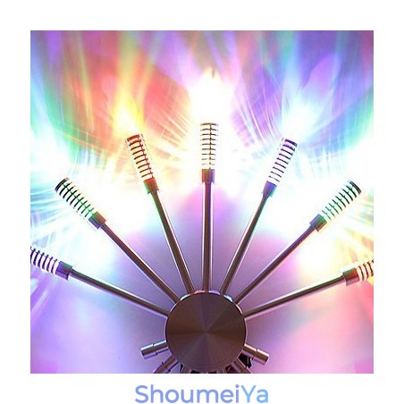 7方向に扇形の光を拡散させるデザインのモダンな壁掛けライト