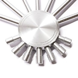 7方向に扇形の光を拡散させるデザインのモダンな壁掛けライト