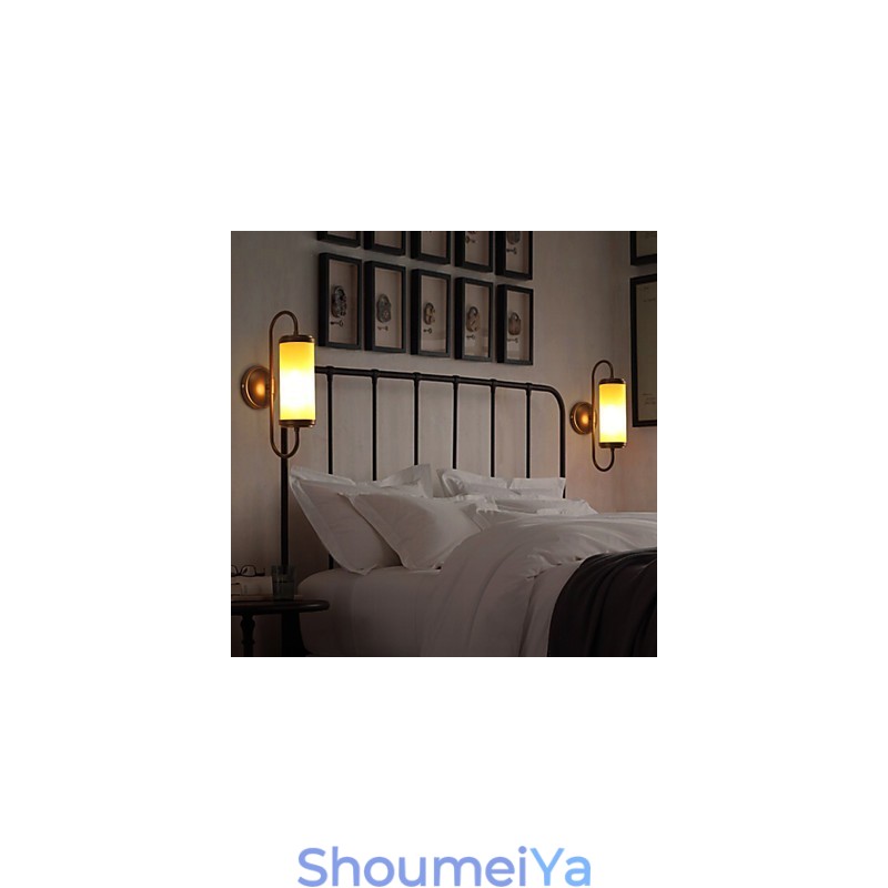 縮小され、現代的なアメリカのカントリーは古代の方法を復元するキャンドルスティックの壁ランプライト