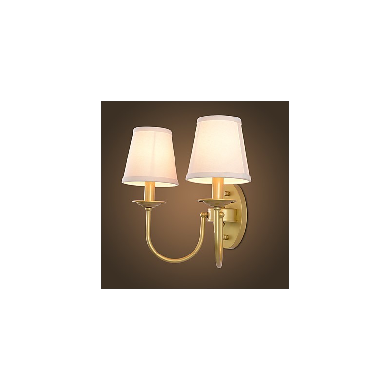 素朴なロッジ風のシンプルなヴィンテージ ペインティング 特徴的なアンビエント ライト 壁取り付け用燭台 壁ライト