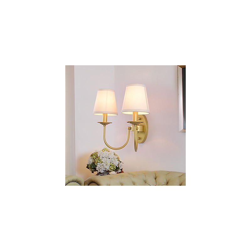 素朴なロッジ風のシンプルなヴィンテージ ペインティング 特徴的なアンビエント ライト 壁取り付け用燭台 壁ライト