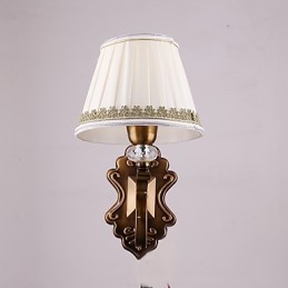 目の保護のための伝統的なクラシックな電気メッキ機能ダウンライト壁取り付け用燭台壁ライト