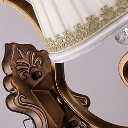 目の保護のための伝統的なクラシックな電気メッキ機能ダウンライト壁取り付け用燭台壁ライト