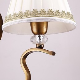 目の保護のための伝統的なクラシックな電気メッキ機能ダウンライト壁取り付け用燭台壁ライト