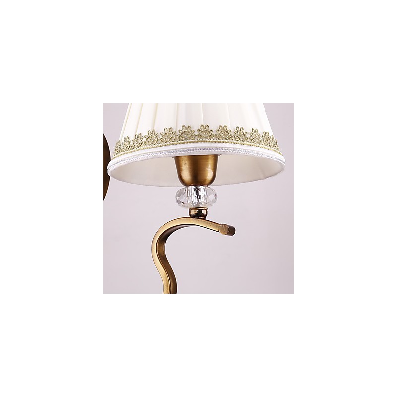 目の保護のための伝統的なクラシックな電気メッキ機能ダウンライト壁取り付け用燭台壁ライト