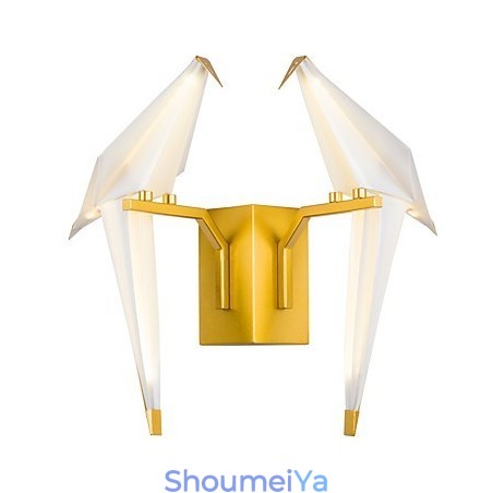 ミニスタイルのアンビエントライトに統合されたシンプルで伝統的なクラシックカントリーゴールド機能