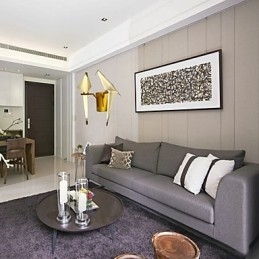 ミニスタイルのアンビエントライトに統合されたシンプルで伝統的なクラシックカントリーゴールド機能