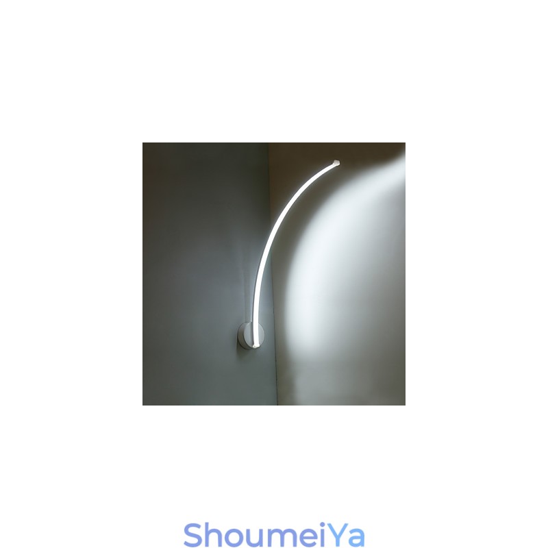 統合されたシンプルで伝統的な簡潔なスタイルのクラシックモダンコンテンポラリーな絵画の特徴は、周囲の光のために