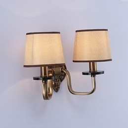 目の保護のための伝統的なクラシックな電気メッキ機能ダウンライト壁取り付け用燭台壁ライト