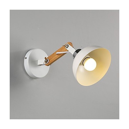 伝統的でクラシックな素朴なロッジカントリーの絵画が特徴のアンビエントライトウォールスコンセウォールライト