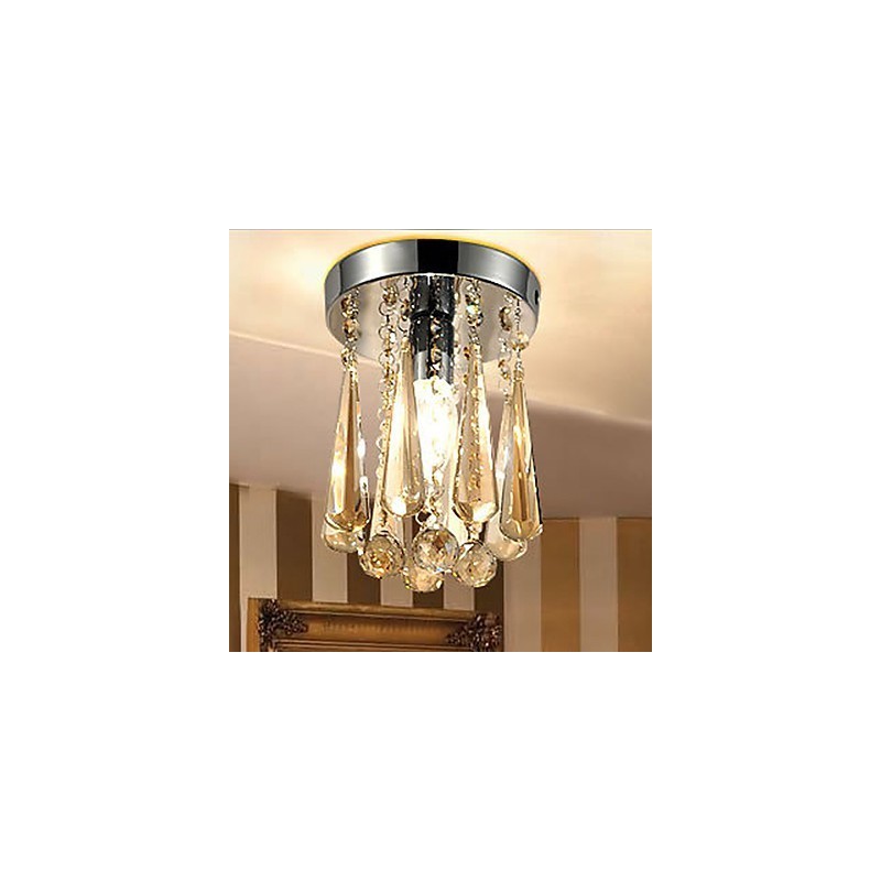 モダンで現代的なクリスタルフラッシュマウントガレージ