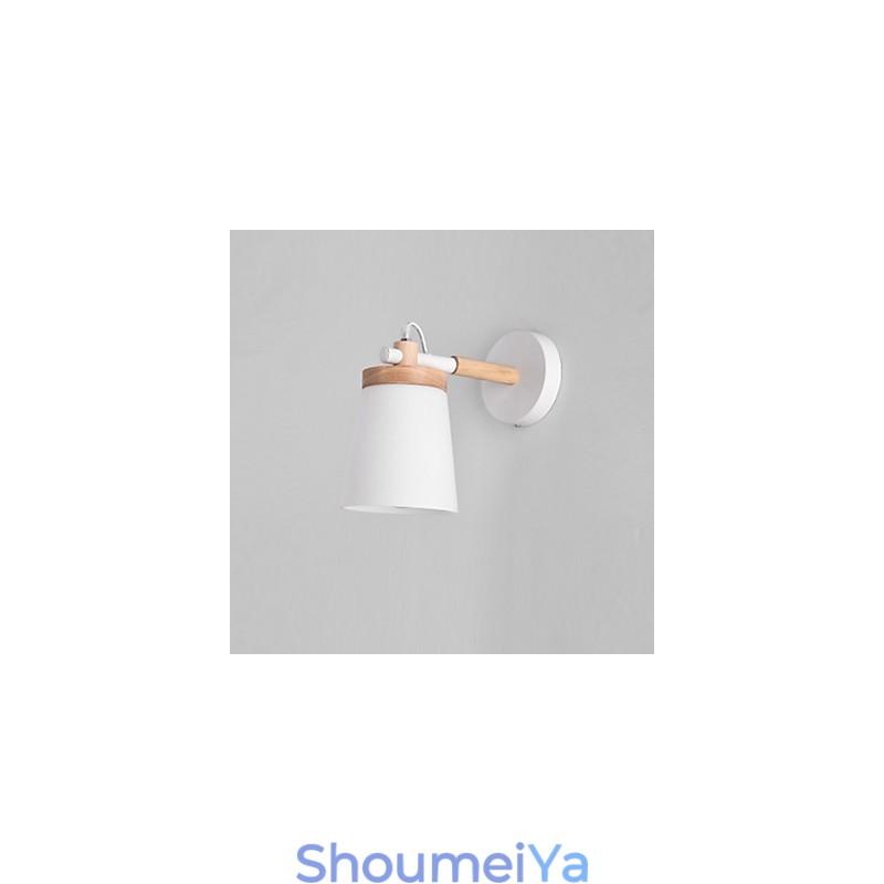 ガラスシェードと金属ベースの壁ランプは、アンビエントライト、壁取り付け用燭台、壁ライトを備えています