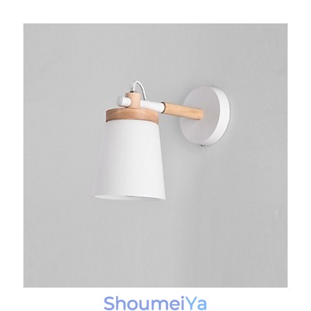 ガラスシェードと金属ベースの壁ランプは、アンビエントライト、壁取り付け用燭台、壁ライトを備えています