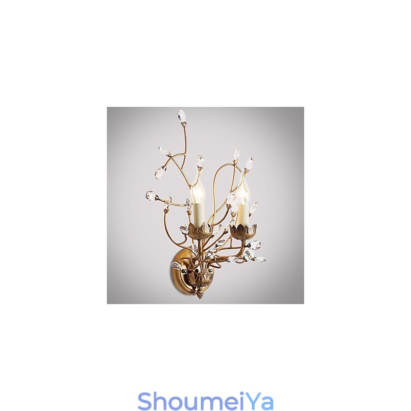 モダンで現代的な伝統的クラシックな素朴なロッジカントリーの絵画がクリスタルアップライトに映える