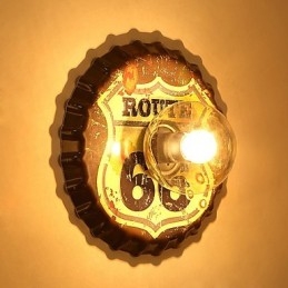 伝統的でクラシックな素朴なロッジカントリーの絵画が特徴のミニスタイルのアンビエントライト壁取り付け用燭台壁ライト