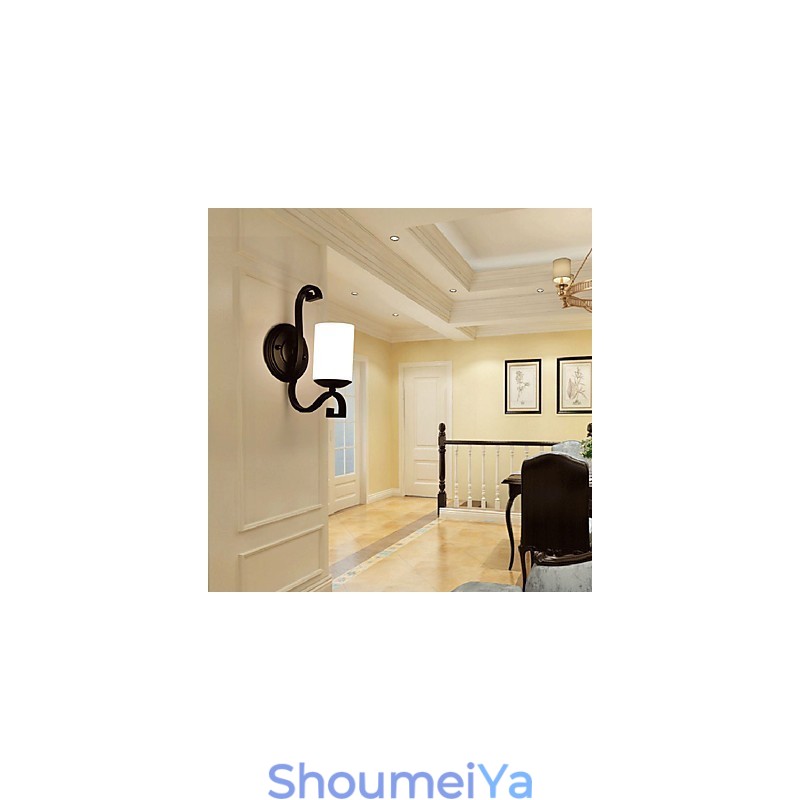 モダンで現代的な絵画の特徴、アンビエントライト、壁取り付け用燭台、壁ライト