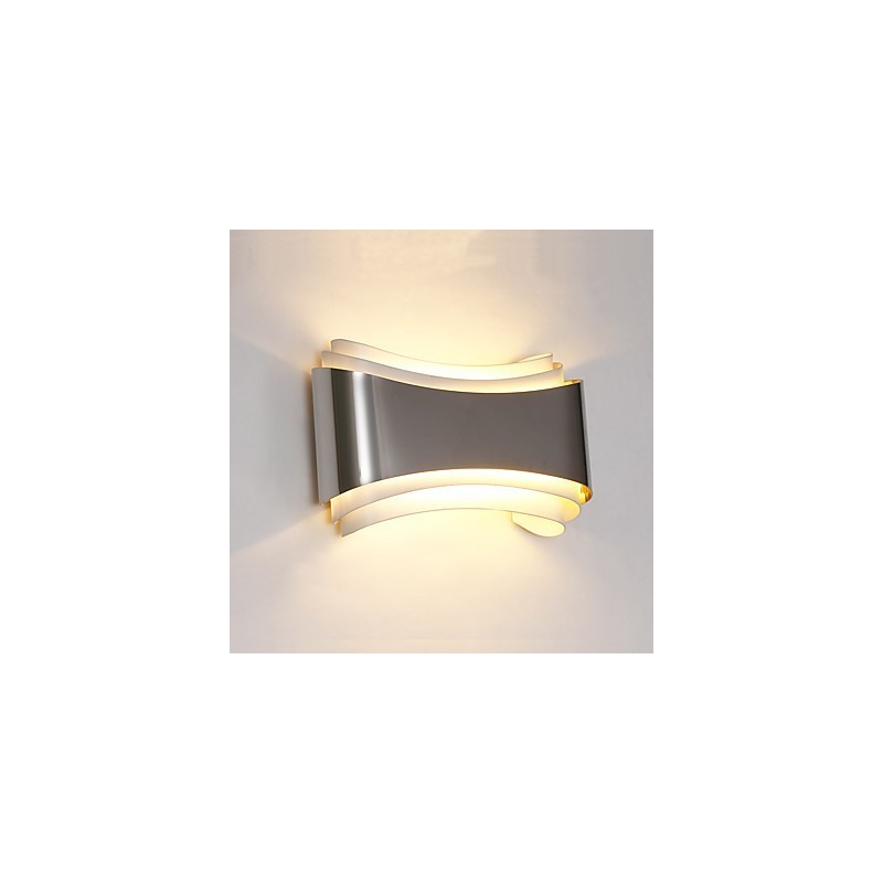 アンビエントライトウォールスコンセウォールライト用の統合されたモダンコンテンポラリークローム機能