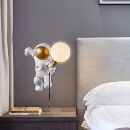 モダンな壁取り付け用燭台 クリエイティブな宇宙飛行士樹脂製壁ライト 子供用