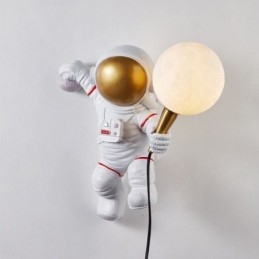モダンな壁取り付け用燭台 クリエイティブな宇宙飛行士樹脂製壁ライト 子供用