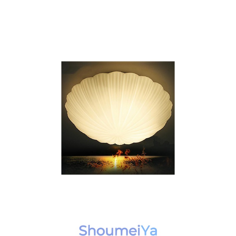 ドームの光を吸収する北欧のクリエイティブなガラスシェル