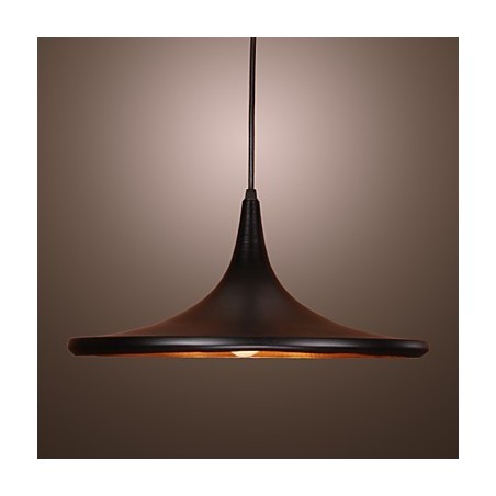 現代的なアルミ製ペンダントライト、ブラックシェード付き