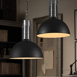 伝統的なクラシックなヴィンテージミニスタイルのメタルシャンデリア